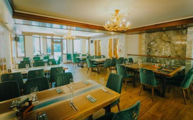 Lostrita - Pastravrie, Hotel & SPA