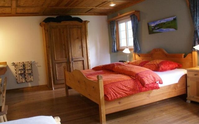 Alpenglow Bed and Breakfast