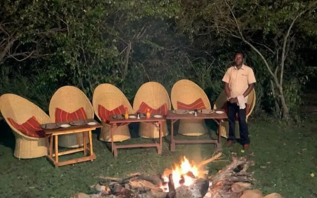 Explore Mara Camp