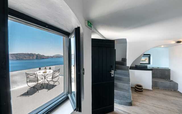 Pearl of Caldera Oia Boutique Hotel