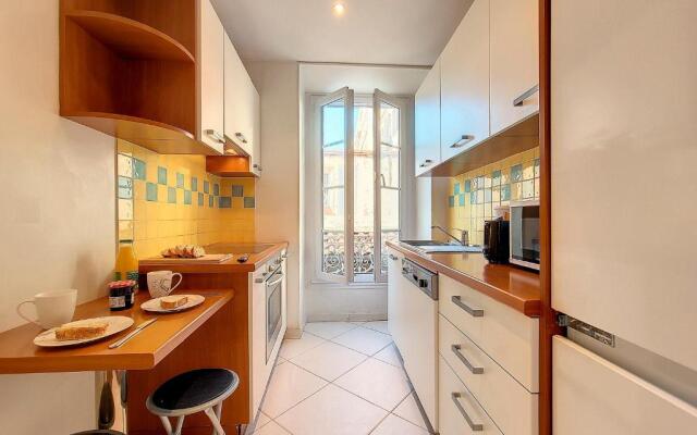 Nestor&Jeeves - MEYERBEER - Central - Very close sea