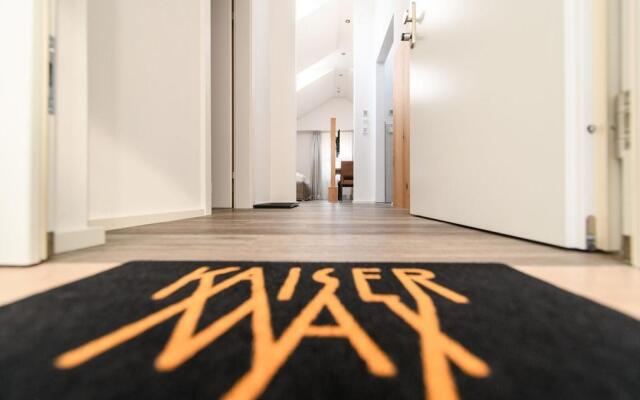 Kaiser Max Design Appartements Cafe Bar
