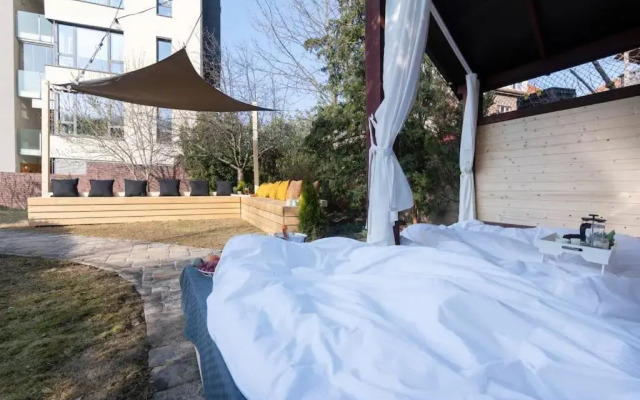 Wagner Stays - Miami Lovely romantic Garden apartment with whirlpool