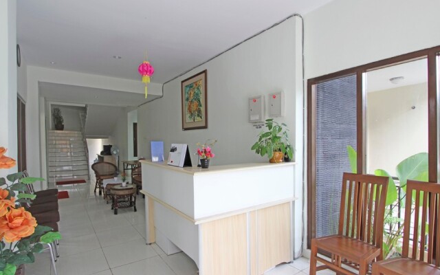 RedDoorz @ Turangga Sari