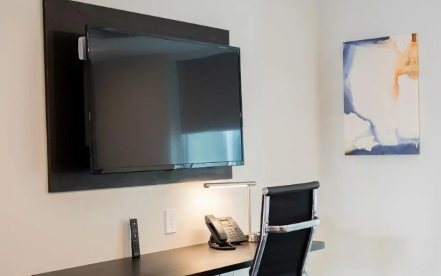 stayAPT Suites North Charleston