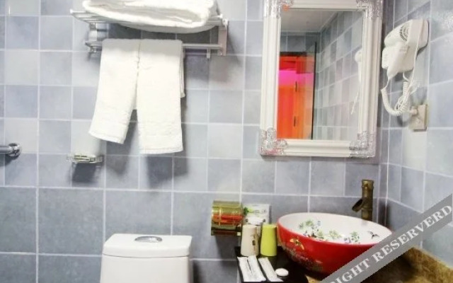 Qingdao 7 Nights Hotel