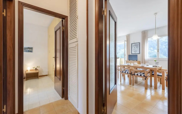 Peaceful Apartment In Deiva Marina