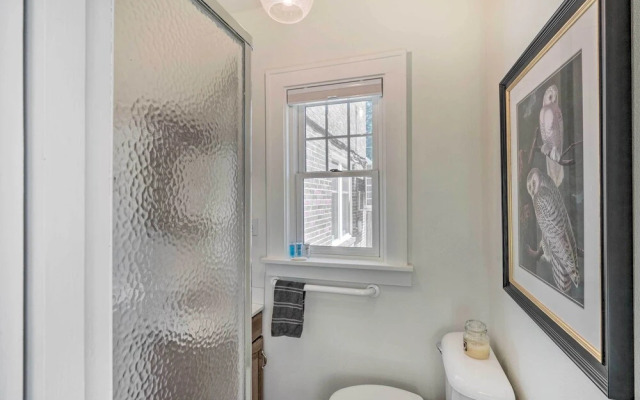 Historic Illinois Home Near Mississippi River