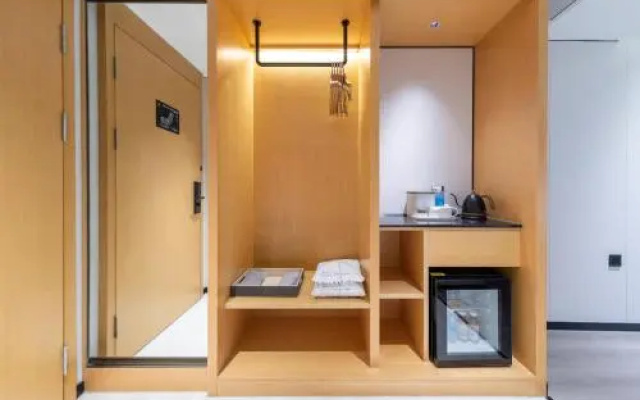 Atour X Hotel Guangzhou Baiyun International Airport Renhe Metro Station – Guest Rooms – Guangzhou