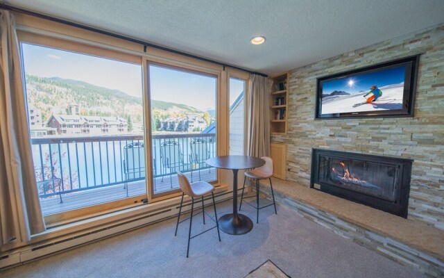 Argentine Court 1516