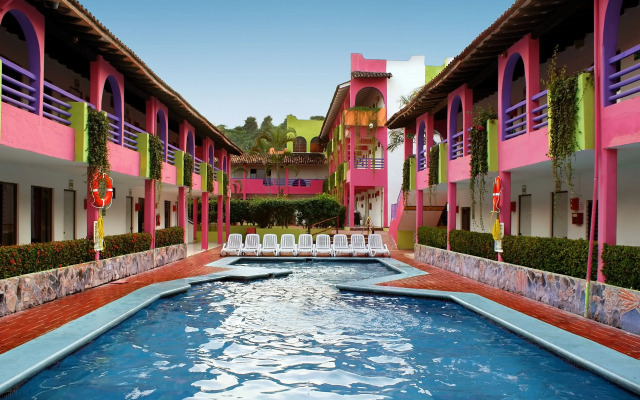 Decameron Los Cocos Guayabitos, Ramada All-Inclusive Resort