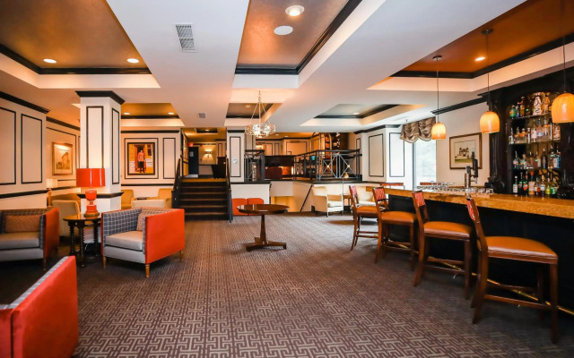 The Dunhill Hotel