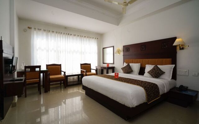 OYO 10637 Hotel Chandana Residency