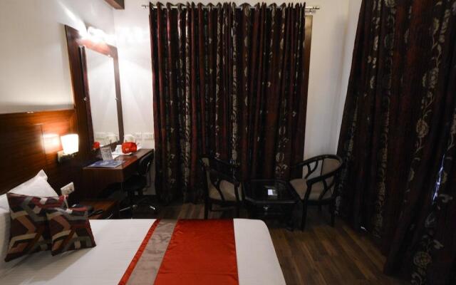 OYO 492 Hotel Janhvi International
