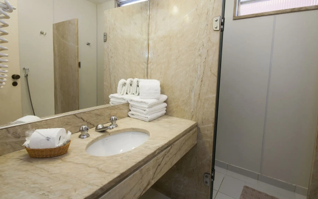 Rede Andrade Hotel Canadá