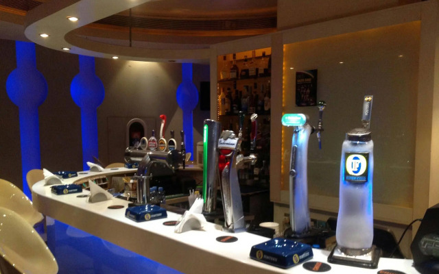 Manhattan Avenue Hotel