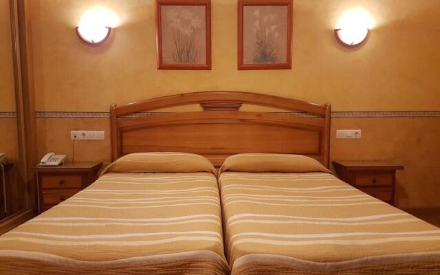 APH Infanta Mercedes