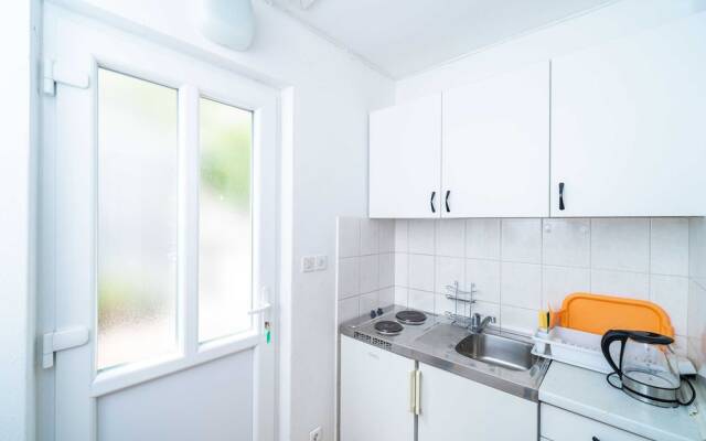 Apartments Zarac