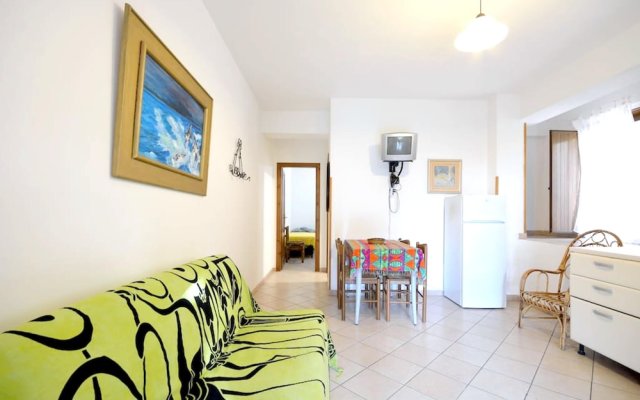 House With One Bedroom In Provincia Di Vibo Valentia, With Shared Pool, Enclosed Garden And Wifi