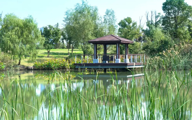 Jinji Lake Grand Hotel