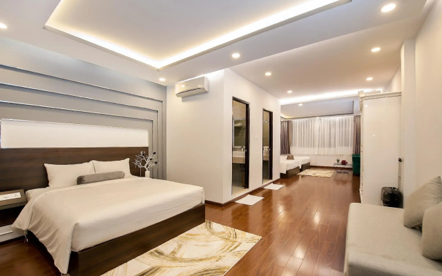 Adora Hotel