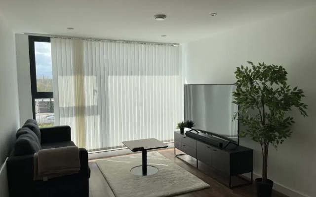 Luxury 2-bed Apartment in Manchester With Parking