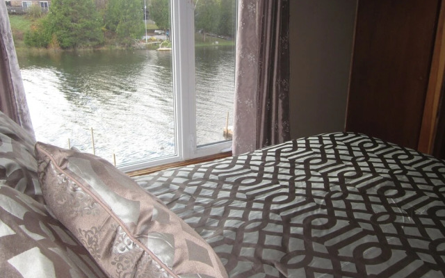 Sauble River Marina & Lodge Resort