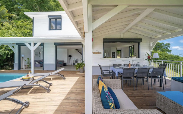 Villa Lanati, 4 ch avec piscine & vue campagne