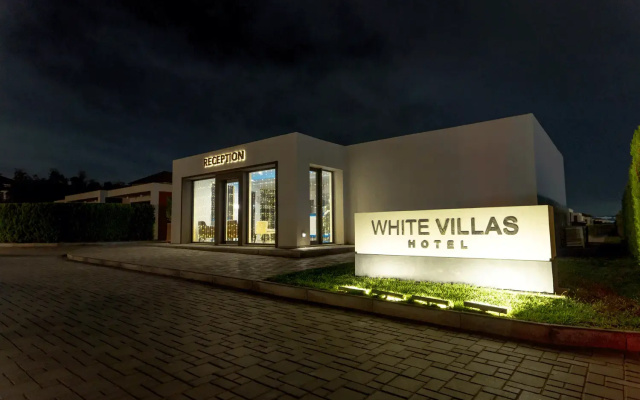 White Villas (Sea Breeze)