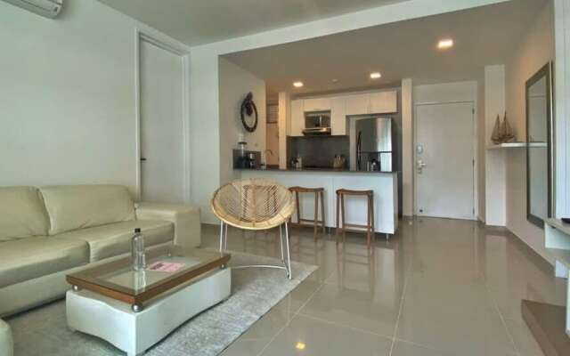 w Incredible 2BR w Unique View n AC