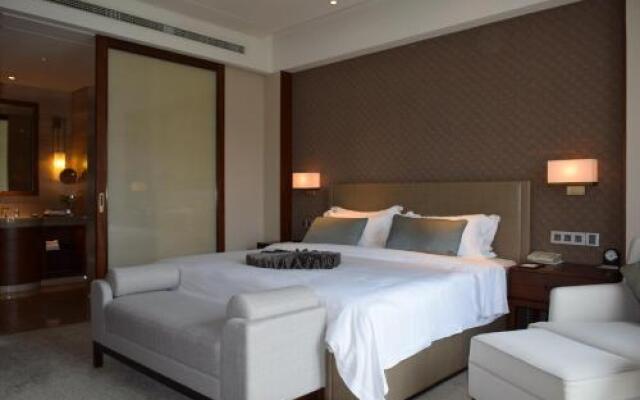 Zhongjian Yanqi Lake View Hotel