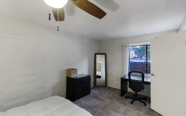 Campus Walk Condo 2 BR by Casago