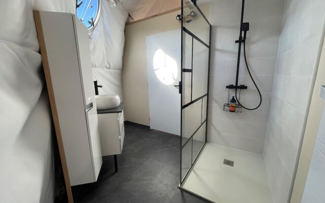 Glamping dome les cigales