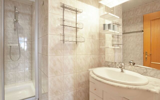 Splendid Apartment With Garden in Sankt Johann im Pongau