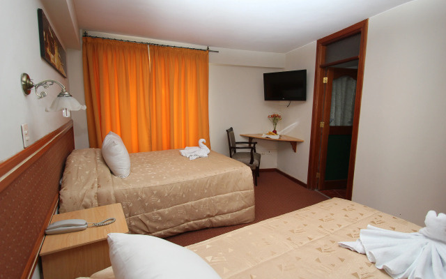 Hotel De La Villa Hermoza