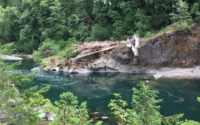 River Vista Vacation Homes