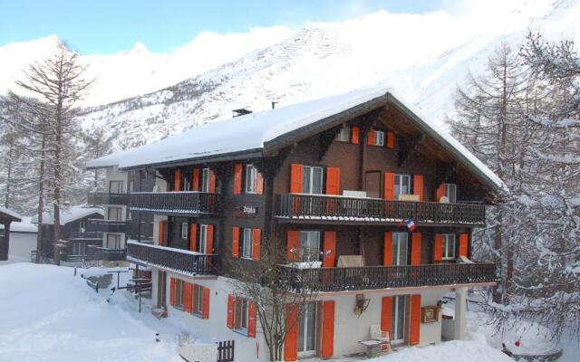 Chalet Delphin