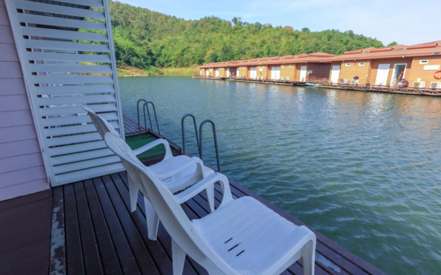 Raya Buri Resort