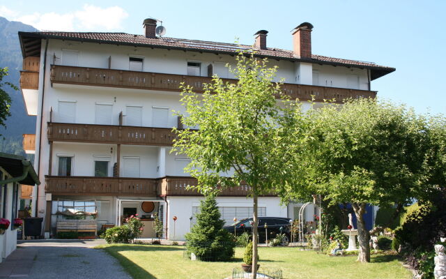 Almenrausch und Edelweiss