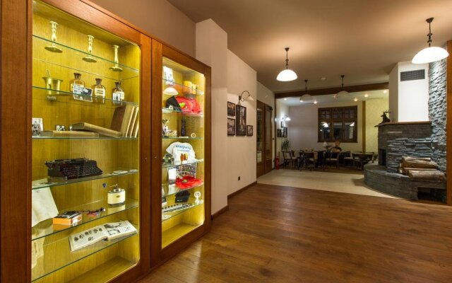 Unique Renovated Bakery in Landhouse