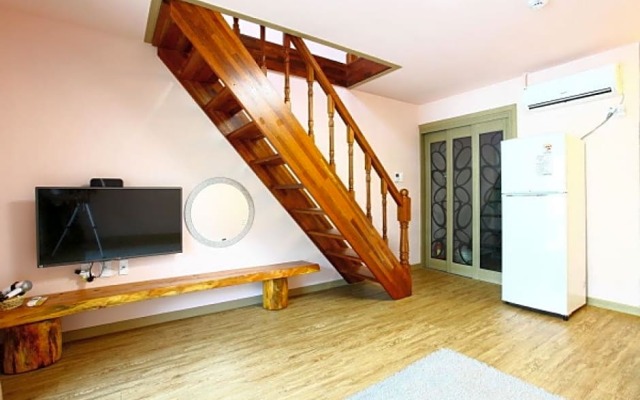 Hongcheon Yeongjin Pension