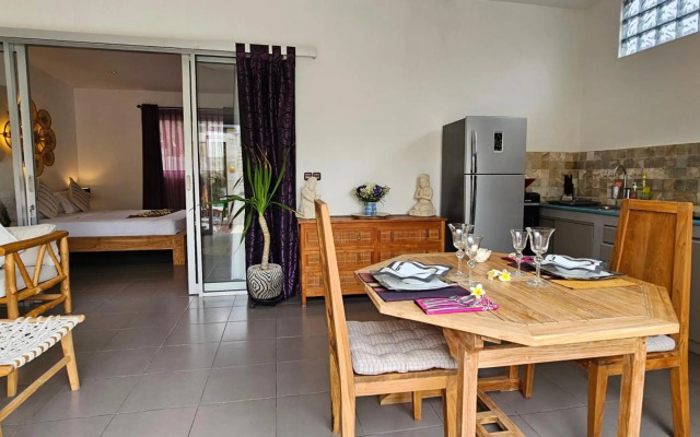 Villa Floppy New 1 bedr villa private Pool 5min beach