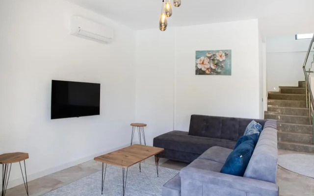 BD4109 Two BedroomedVilla withPool inBodrumYalikavak