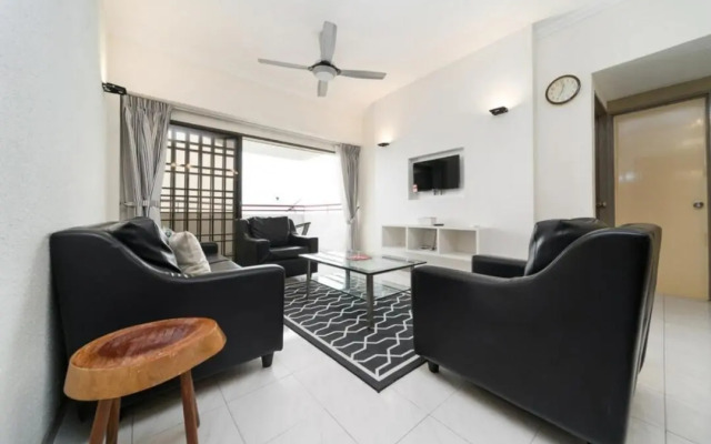 Deluxe VIP Seaview Batu Ferringhi 1503 - 3 Rooms