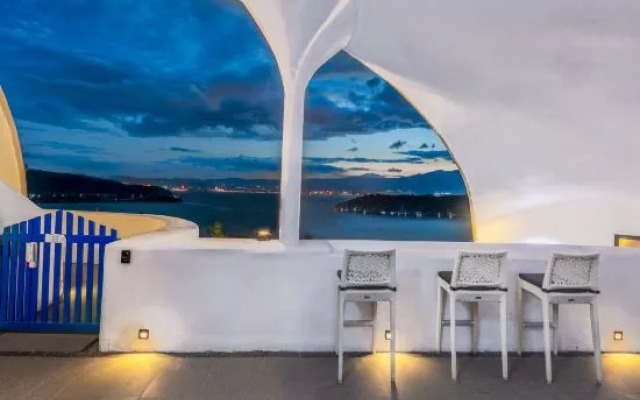 Songyun Skyline Seaview Holiday Hotel