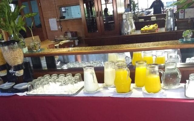 Hotel Latino