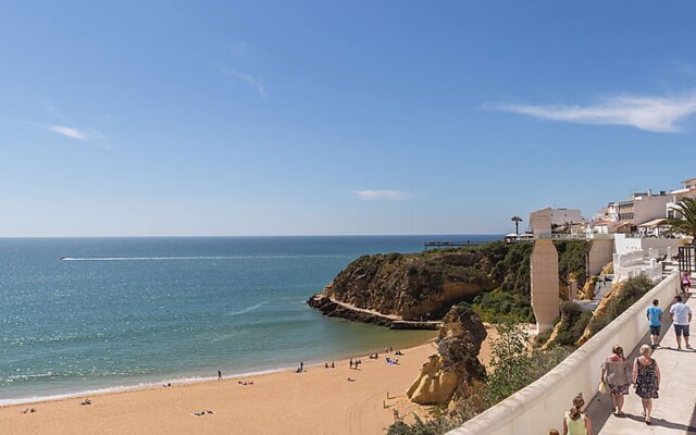 Dream View 50m from the beach