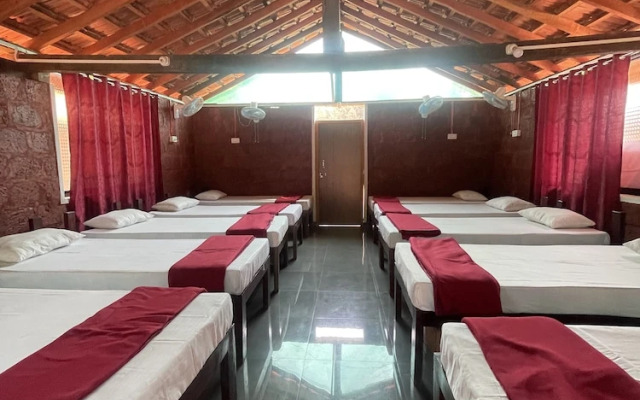 Blue Waves Beach Stay