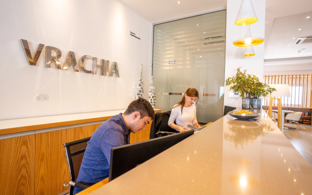 Vrachia Beach Hotel & Suites - Adults only