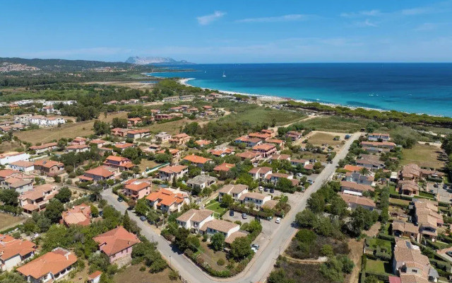 Budoni Homes Seaside, Ac And Bike